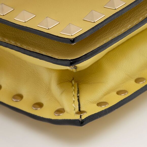 Valentino Nappa Leather Rockstud Clutch - Picture 16 of 16